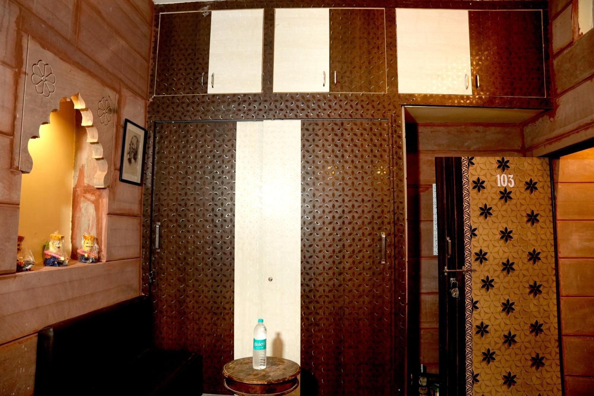 Mh Guest House Джодхпур Экстерьер фото